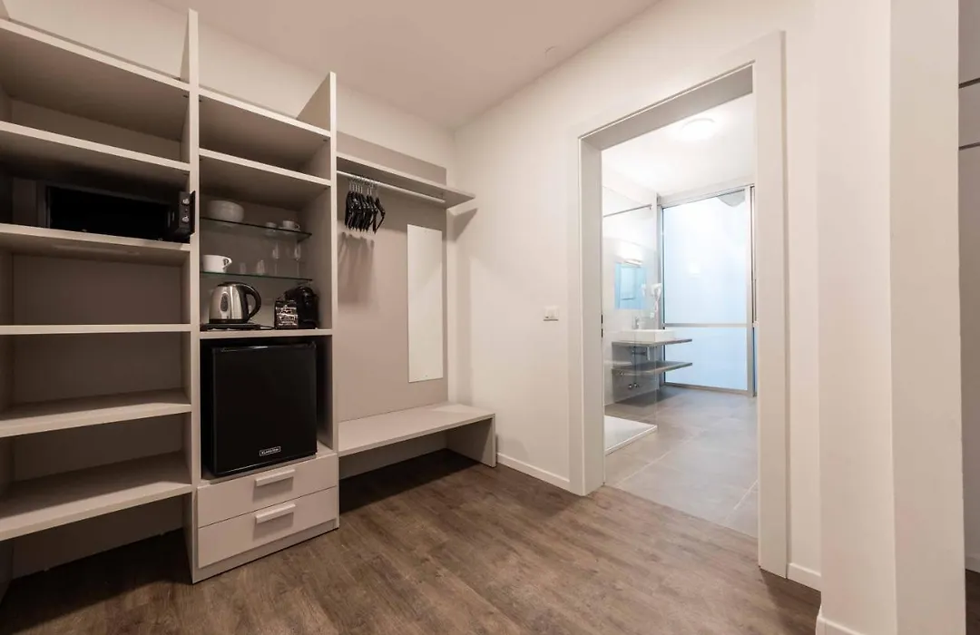 Stay Cooper L Guesthouse Zum Loewen-1